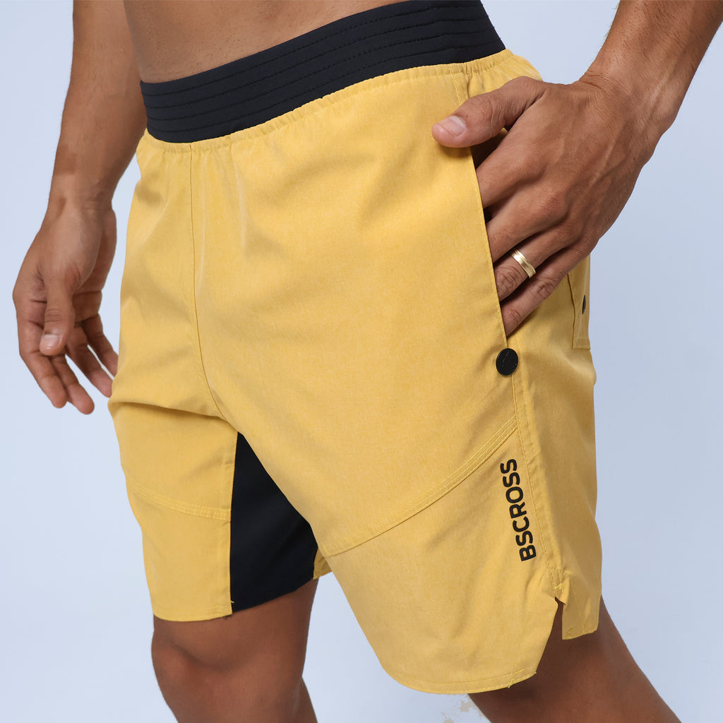 Short Masc c/ Bolso e Zíper - Amarelo