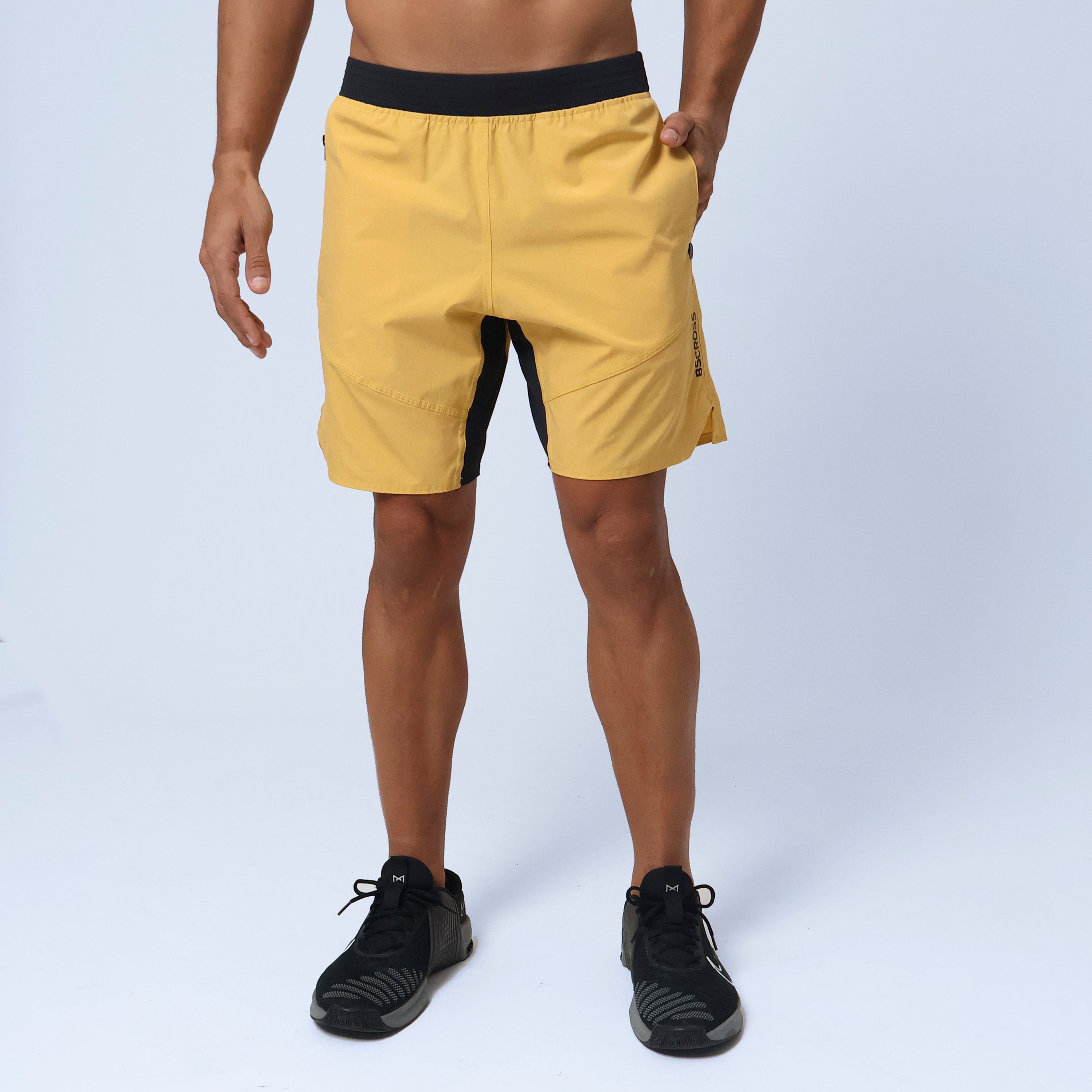 Short Masc c/ Bolso e Zíper - Amarelo