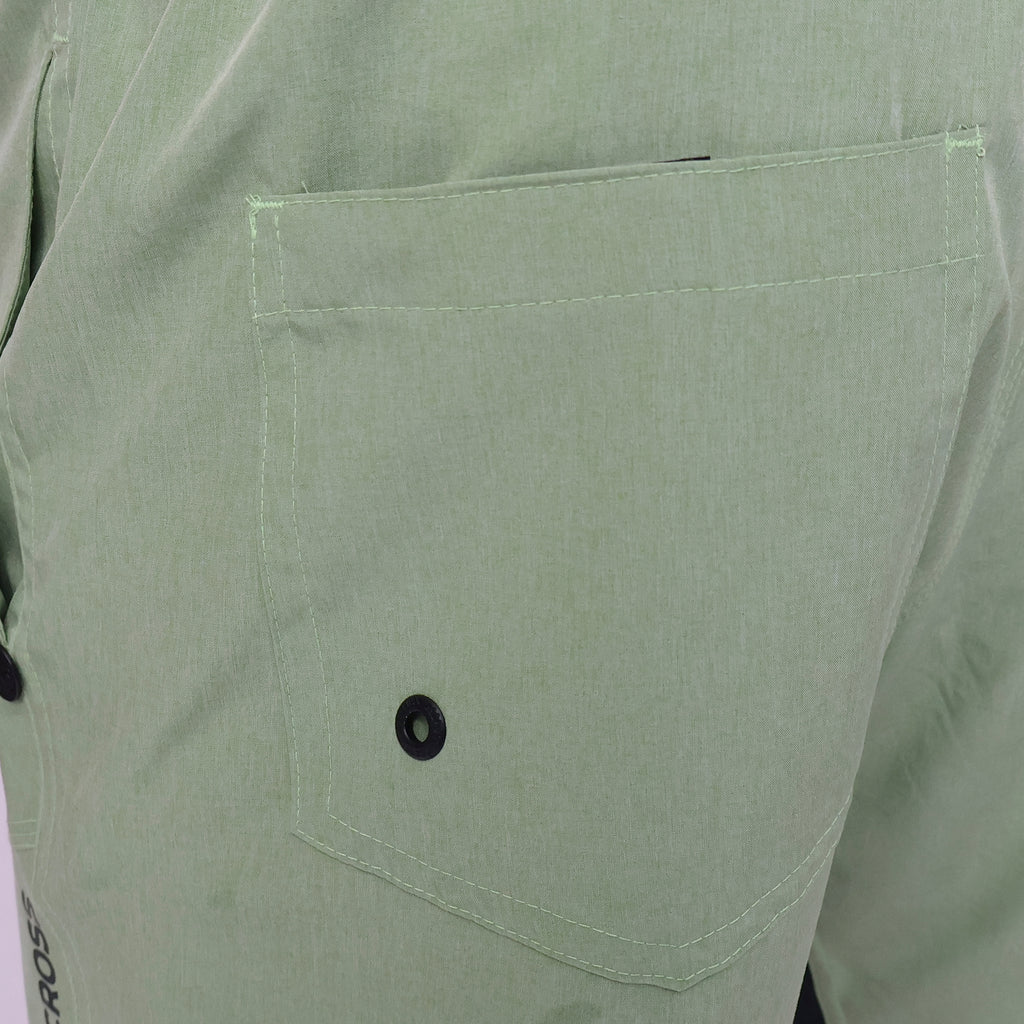 Short Masc c/ Bolso e Zíper - Verde Claro