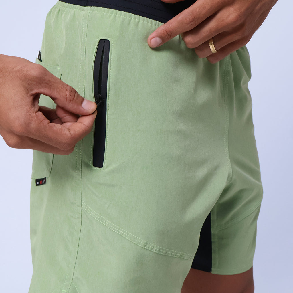 Short Masc c/ Bolso e Zíper - Verde Claro