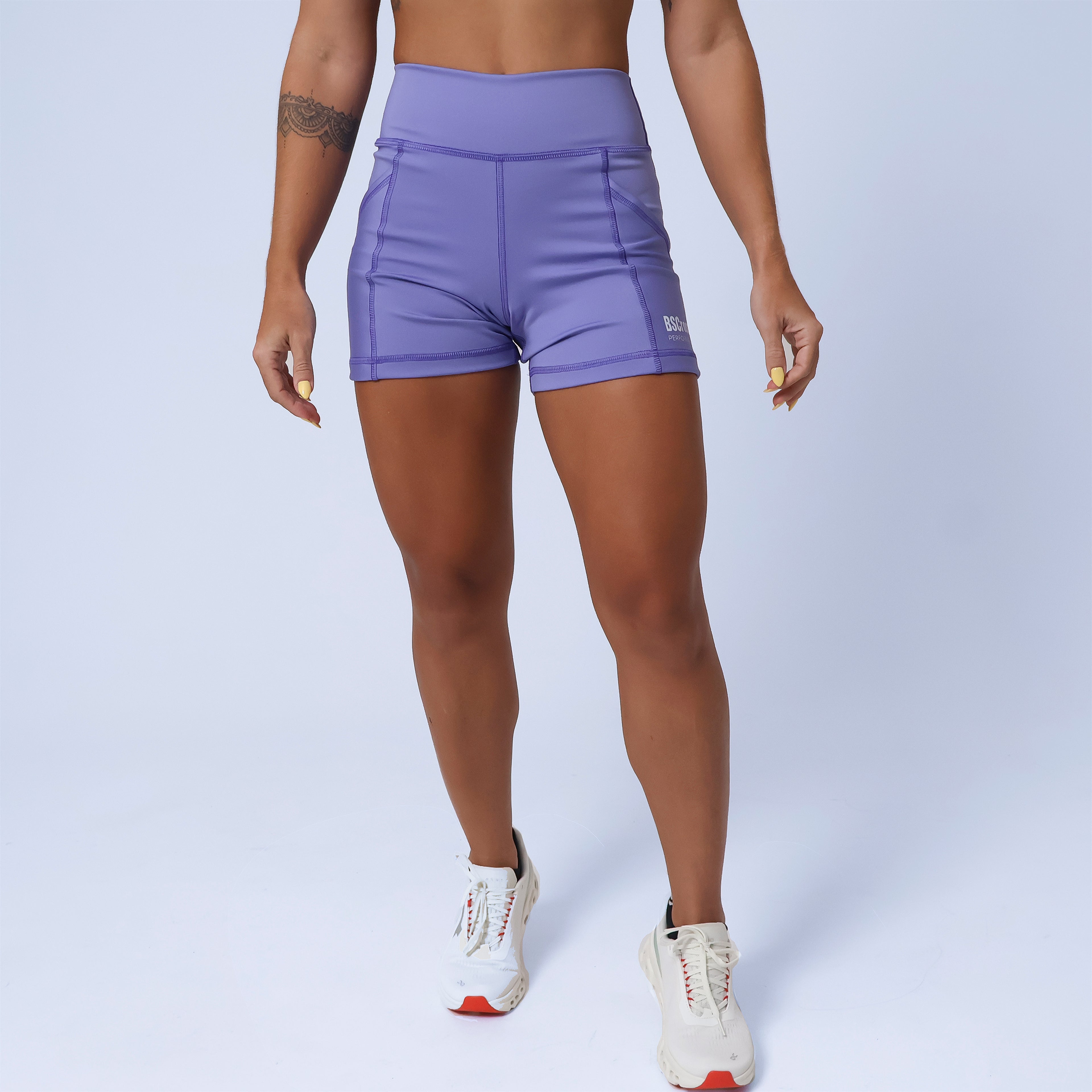 Short Intermediário c/ Bolsos - Liso Violet