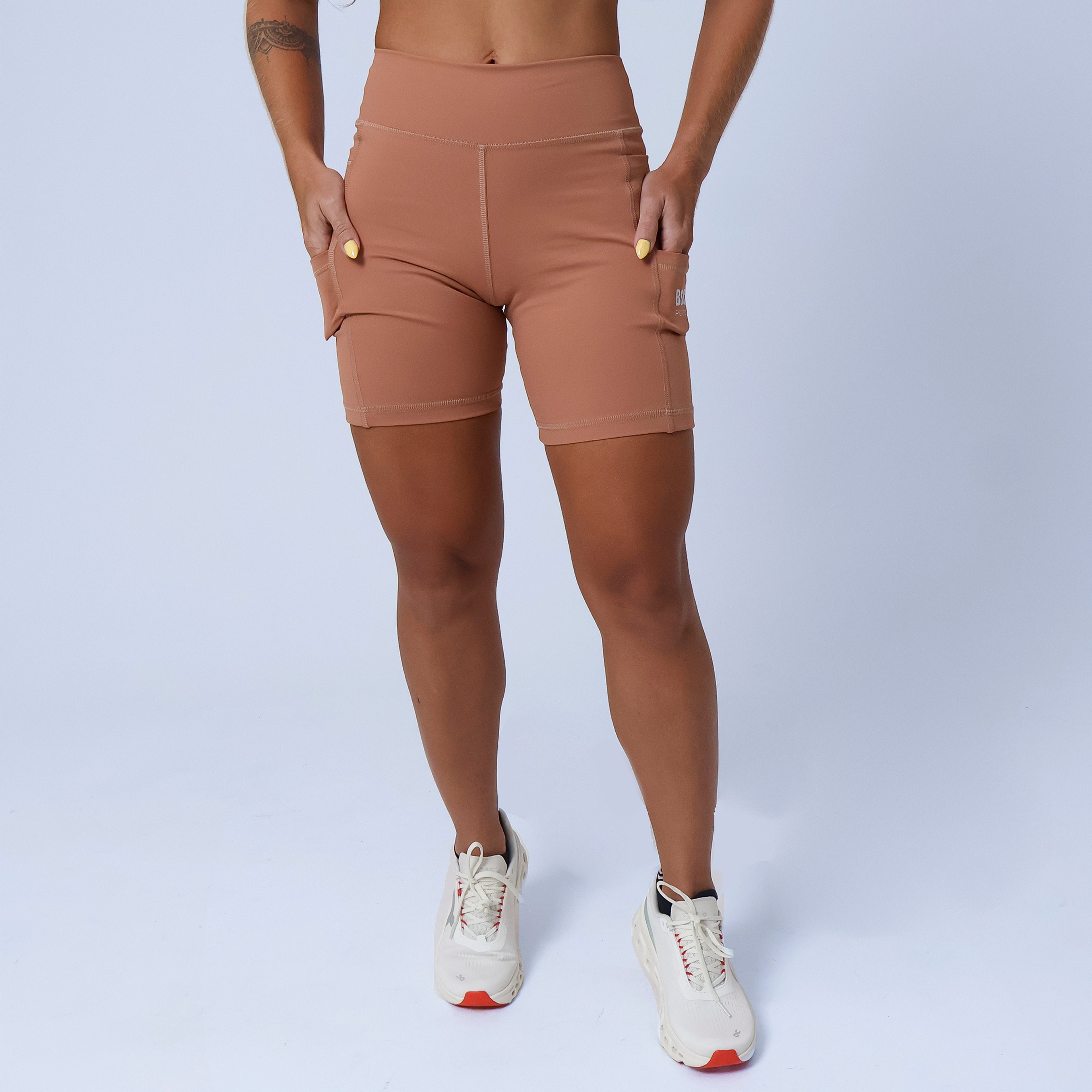 Short c/ Bolso Lateral Duplo Performance - Mocha Mousse