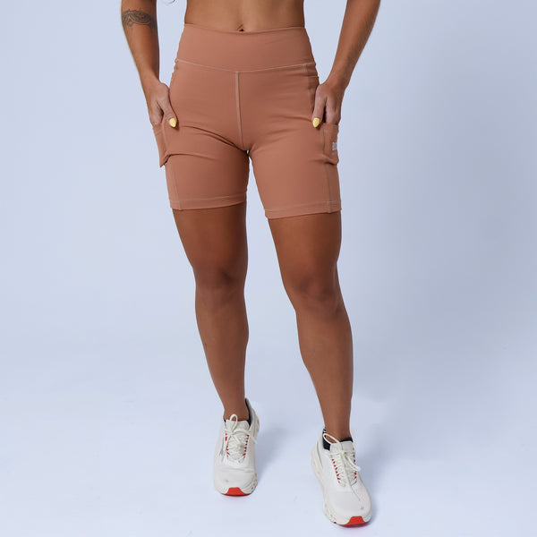 Short c/ Bolso Lateral Duplo Performance - Mocha Mousse