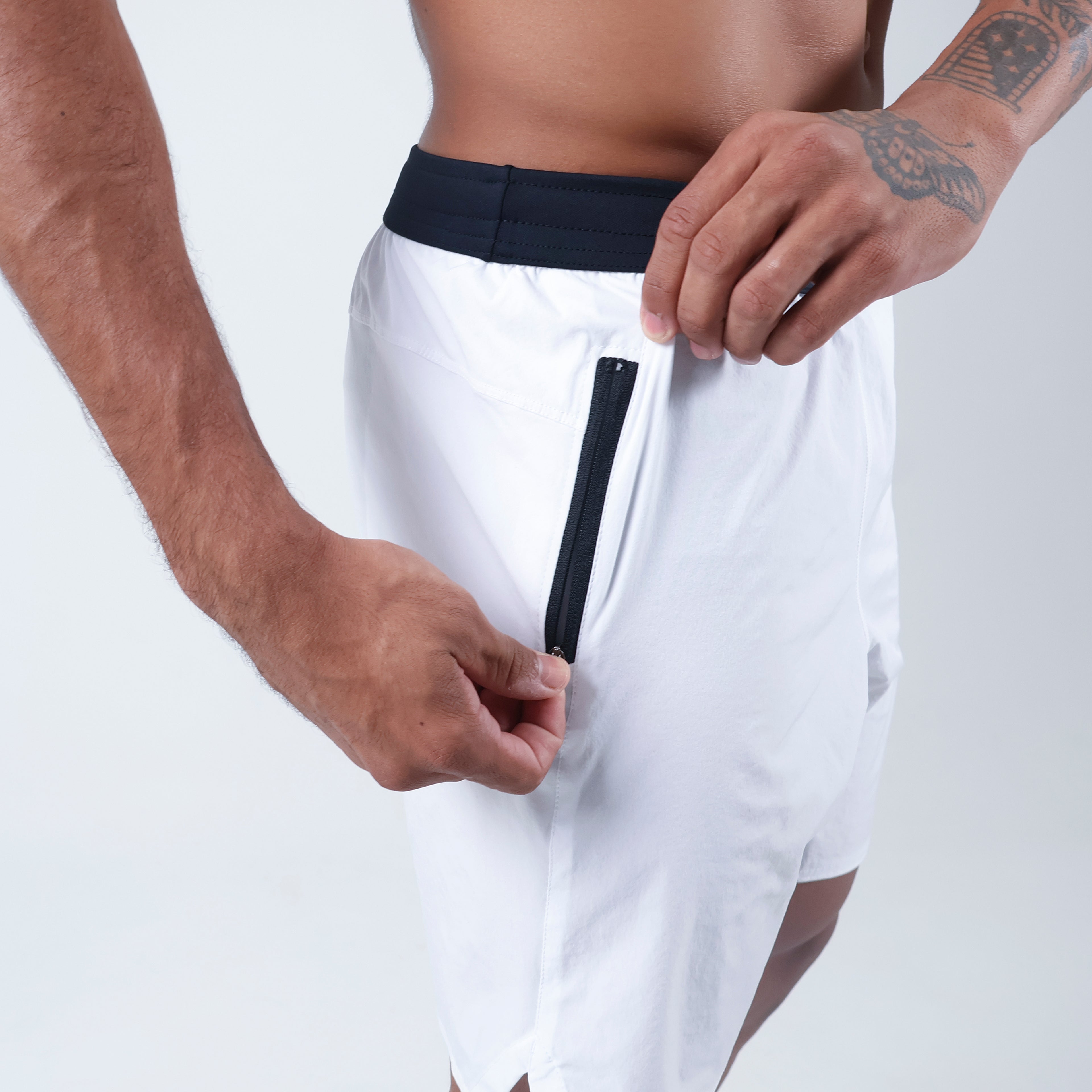 Short Tactel c/ bolso e Zíper - Branco