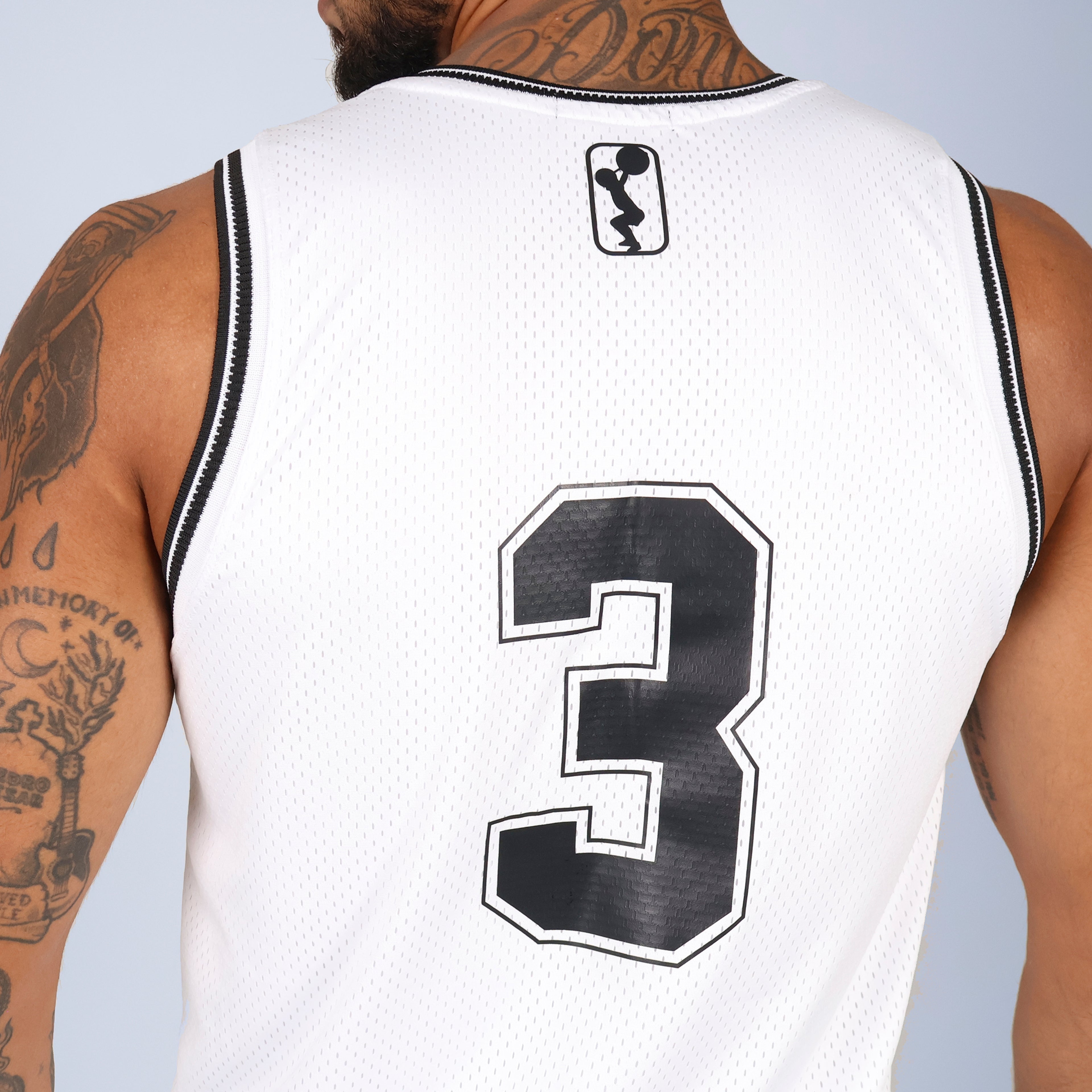 Regata Basquete JESUS SAVES - Branco