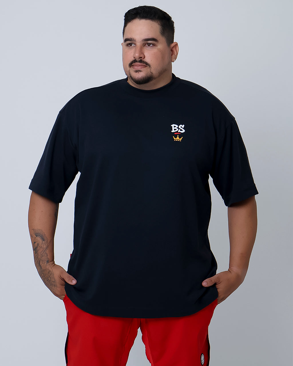 Big Oversized Plus Size Jesus is The King - Preto