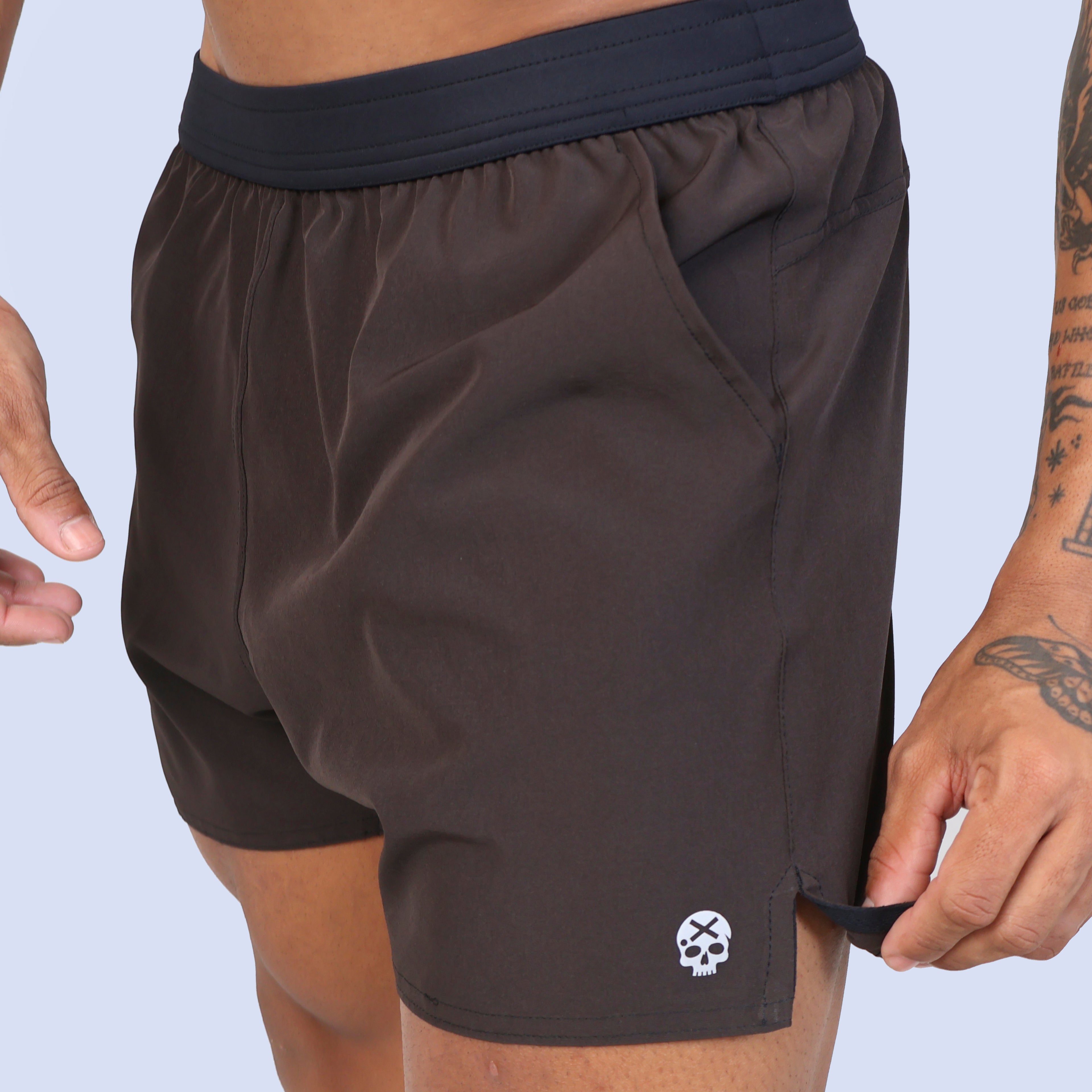 Short Curto c/ Bolso e Zíper - Marrom