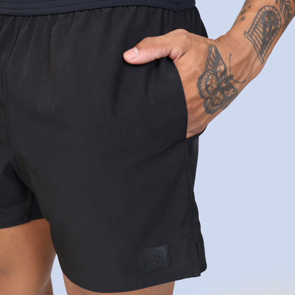 Short Curto c/ Bolso - Preto