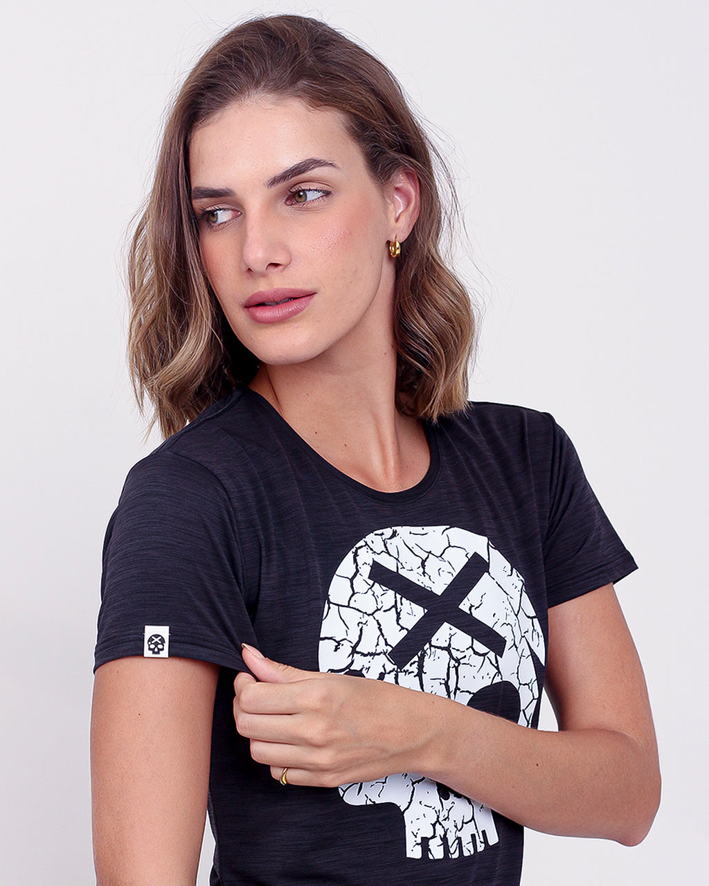 Camiseta Fem Caveira - Preto