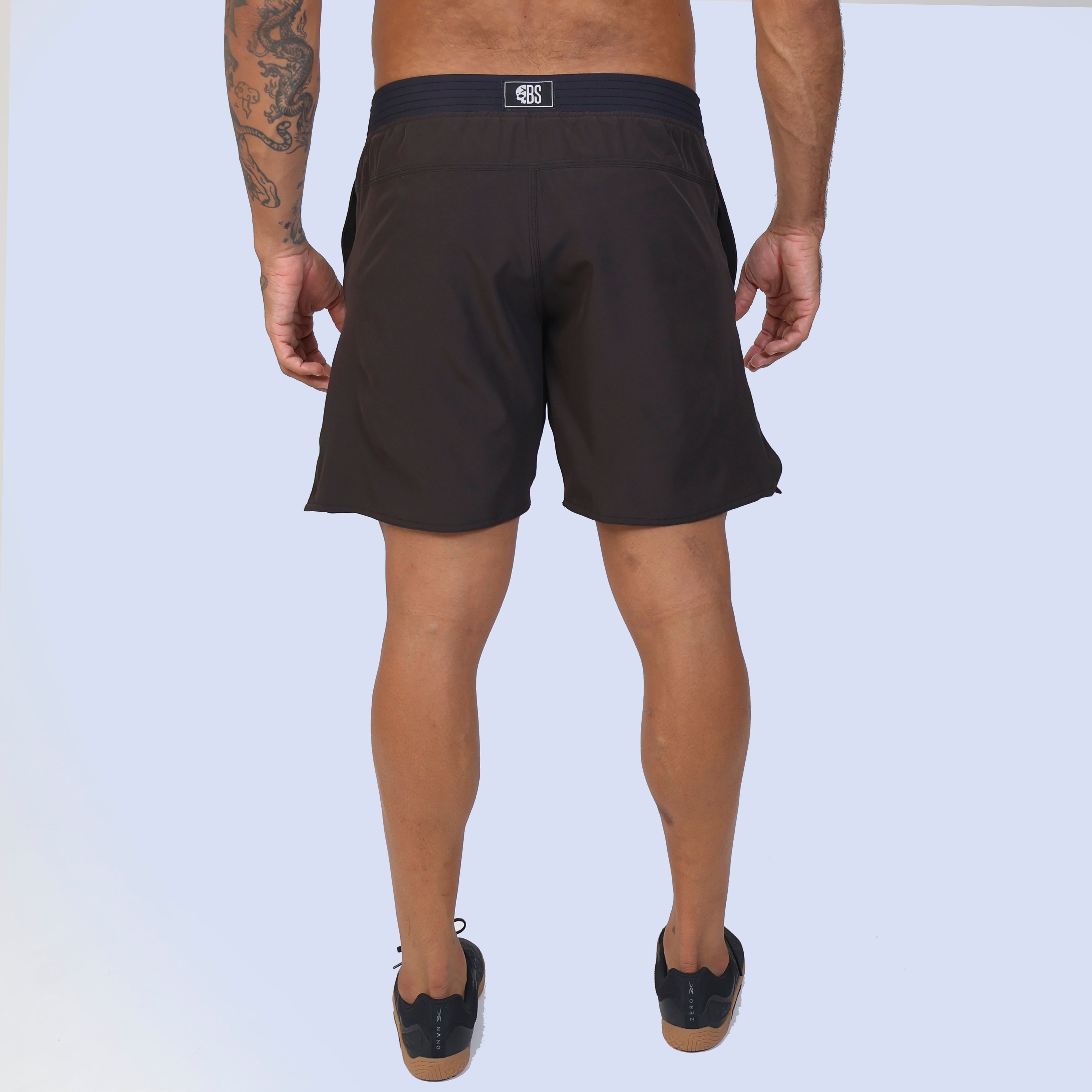Short Cós Estreito - Marrom