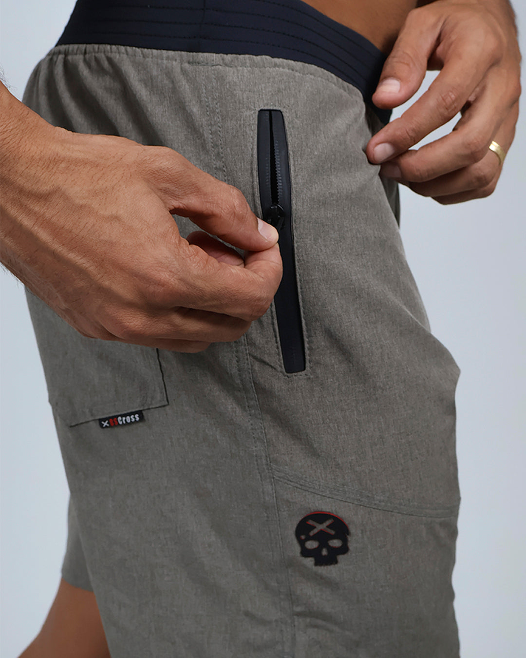 Short Masc c/ Bolso e Zíper - Concreto