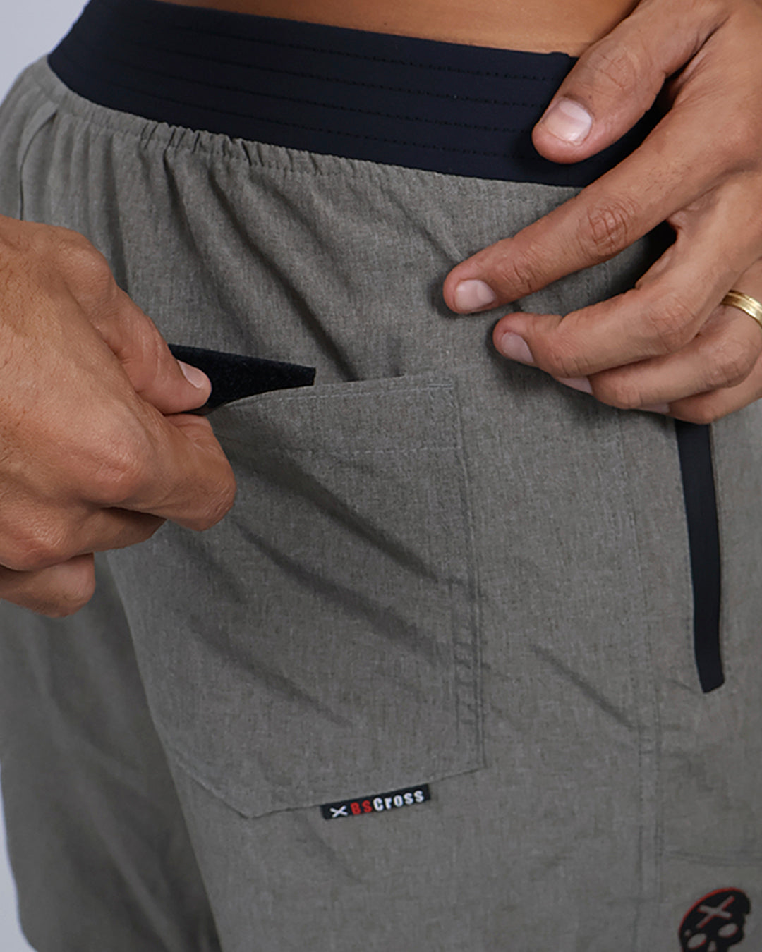 Short Masc c/ Bolso e Zíper - Concreto