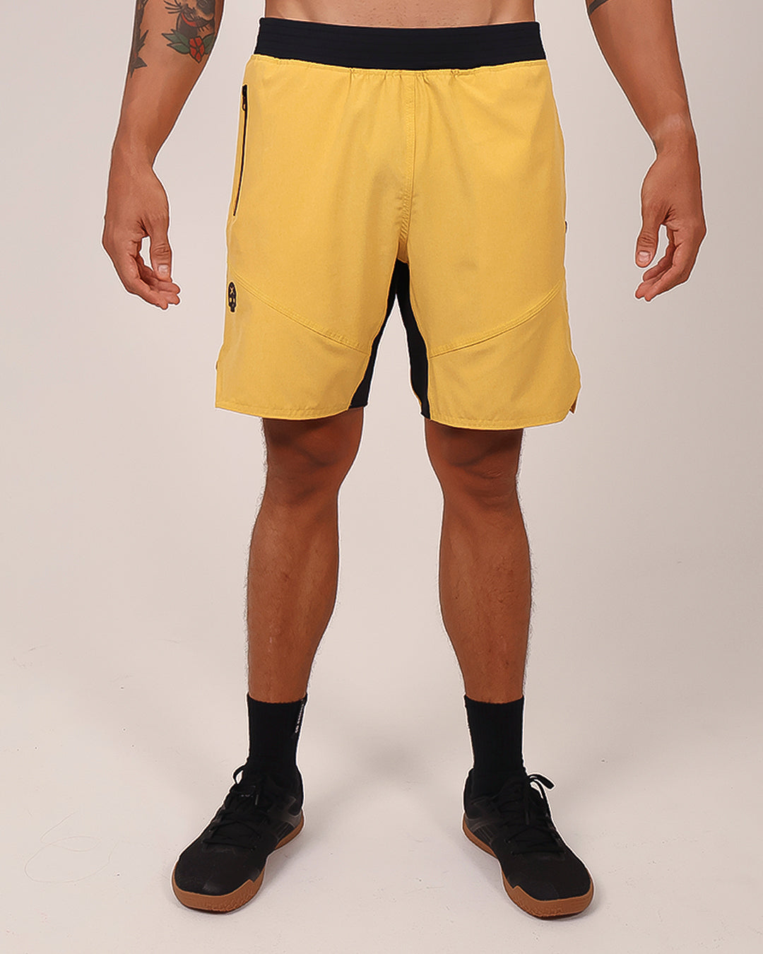 Short Masc c/ Bolso e Zíper - Amarelo