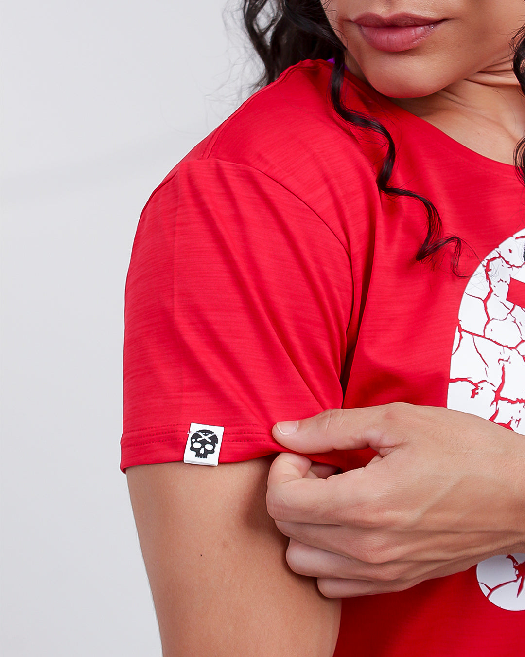 Camiseta Fem Caveira - Vermelho