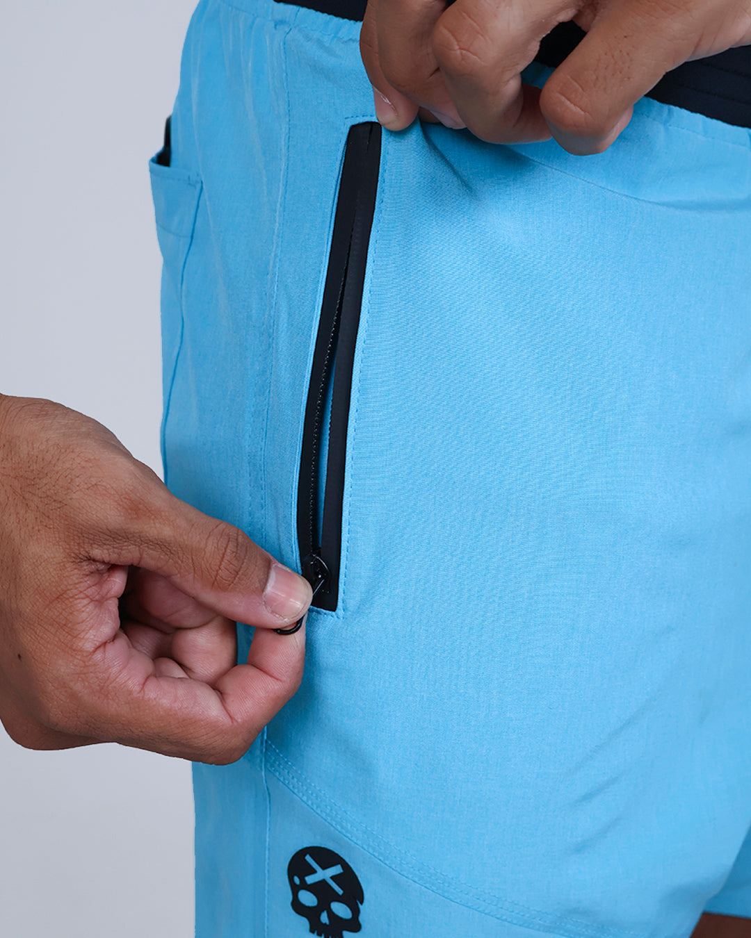 Short Masc c/ Bolso e Zíper - Azul Claro