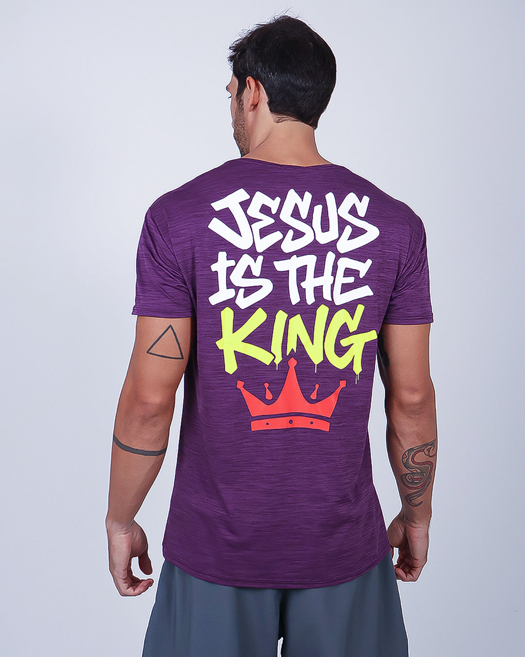 Cam Masc básica Jesus the King - Berinjela