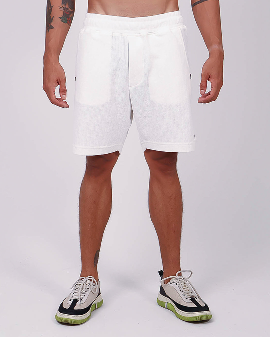 Short Masc em Malha Trabalhada - Natural