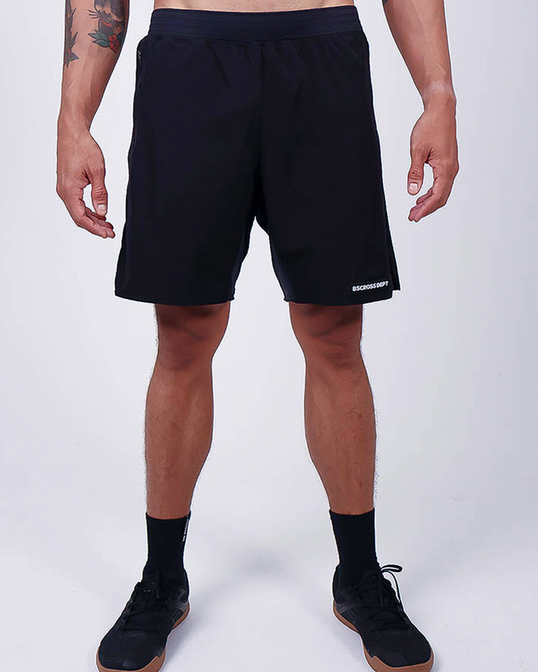 Short Masc c/ Bolso e Zíper Impermeável - Preto