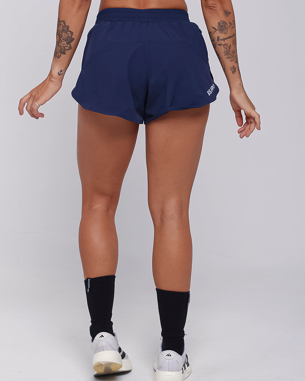Short Fem em Tactel Run - Darkness