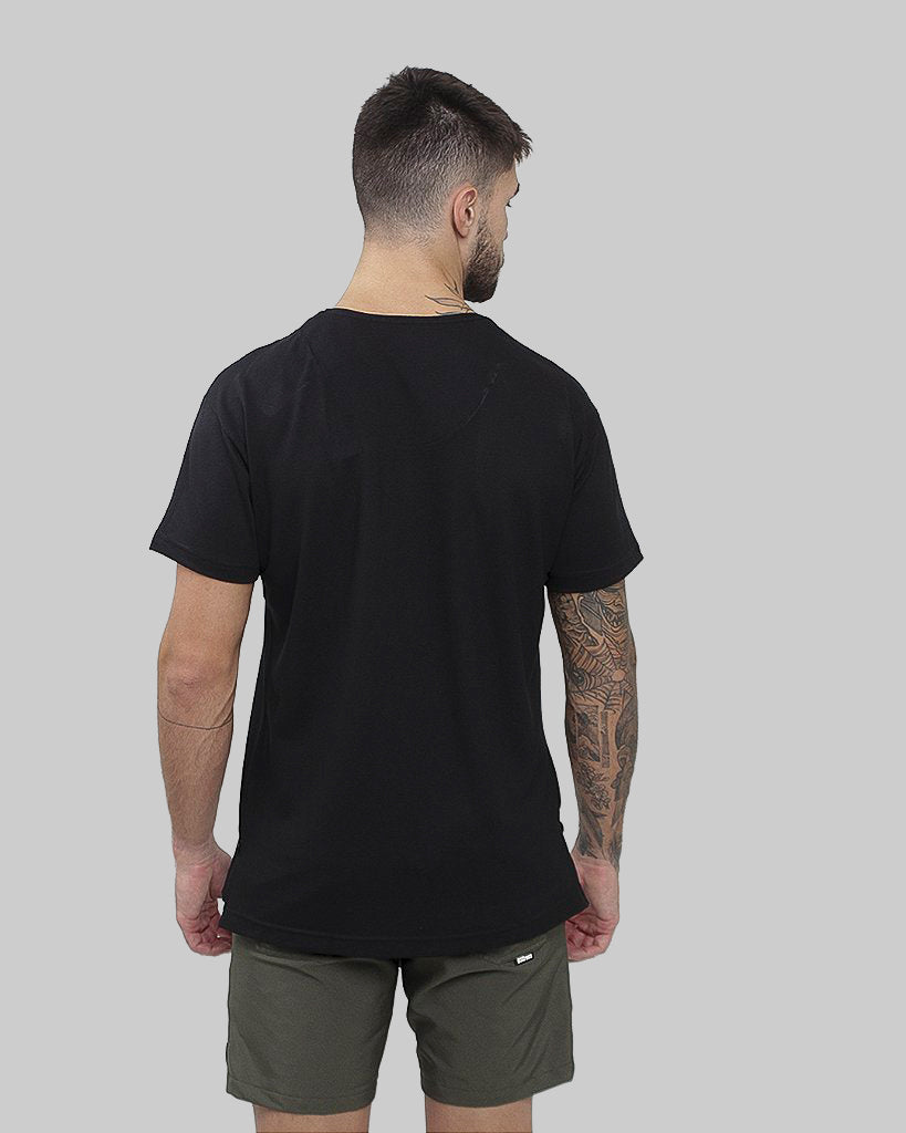 T - Shirt  BS c/ Fendas - Preto