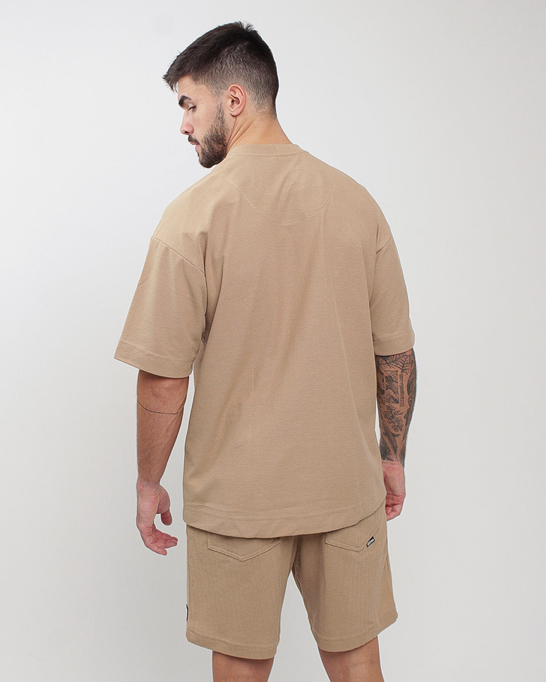 Camiseta Mas. Big Oversized BS Assinatura - Bege Escuro