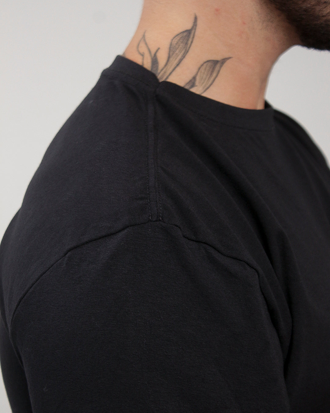 Camiseta Básica 100% Algodão - Preto