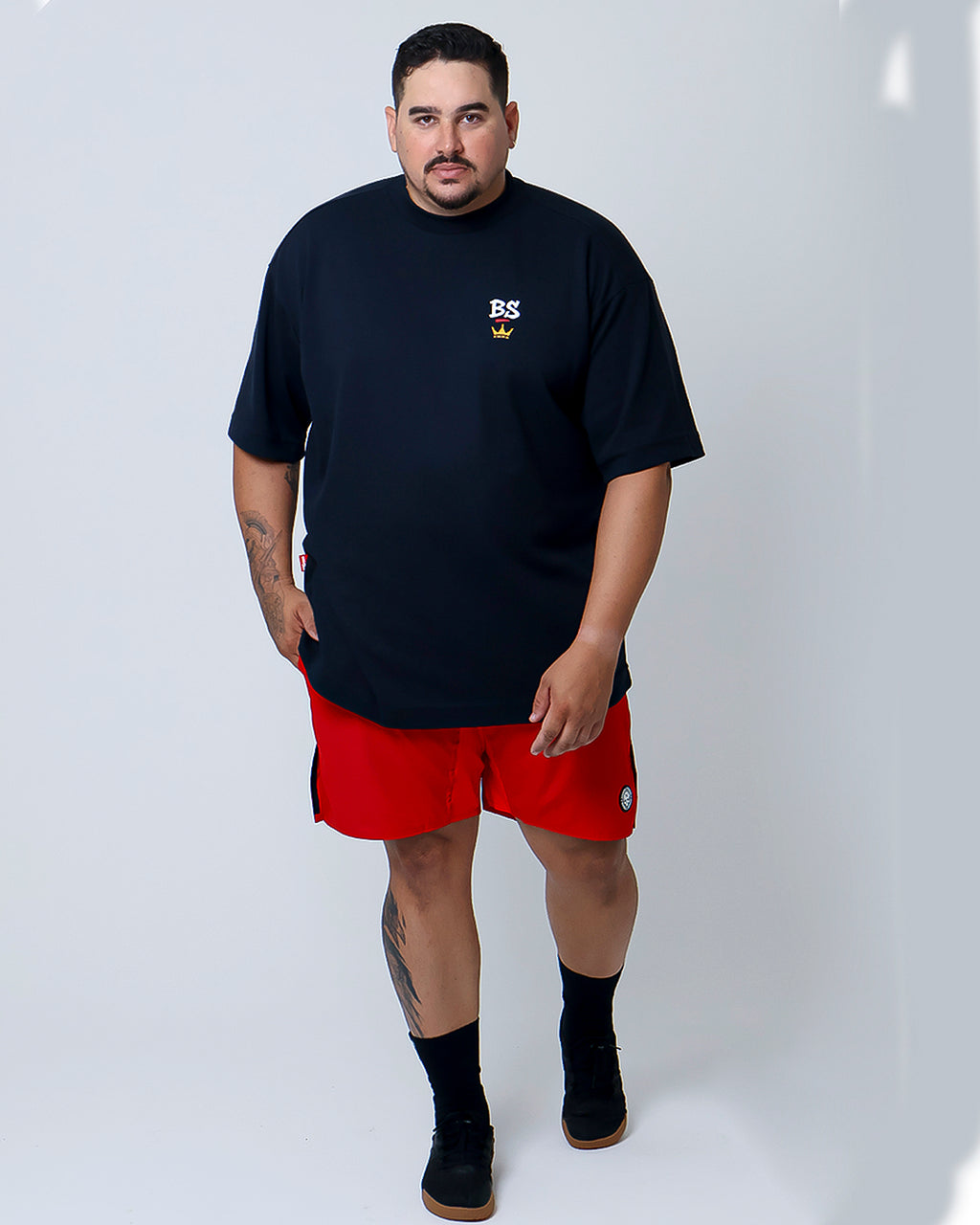 Big Oversized Plus Size Jesus is The King - Preto