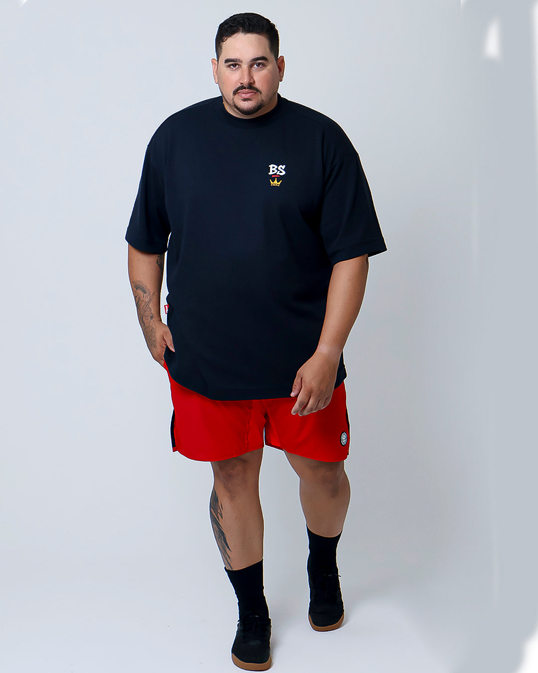 Big Oversized Plus Size Jesus is The King - Preto