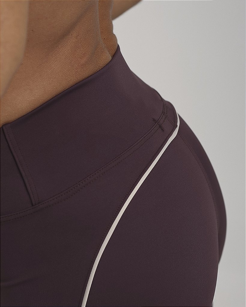 Short Levanta Bumbum c/ Debrum - Ebano